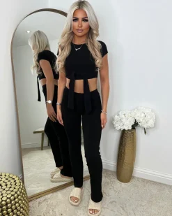 Laura Tie Front Cropped Loungewear Set - Black