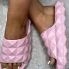 Sammie Diamond Design Slider - Baby Pink