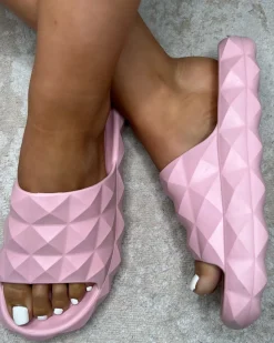 Sammie Diamond Design Slider - Baby Pink