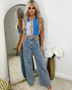 Sylvia Light Wash Cut Out Pocket Wide Leg Jean